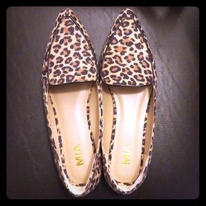 NWOT MIA Cheetah Print Smoking Flats (size 9)
